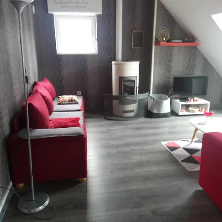 le 2 bers duplex cosy séjour à la montagne Appartement *